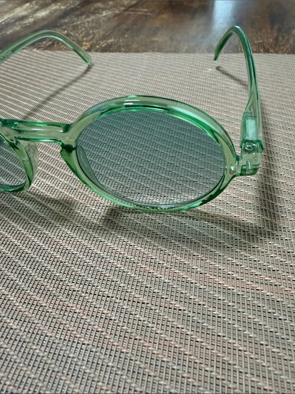 IZIPIZI Green Round Sunglasses - Sweet Sunset